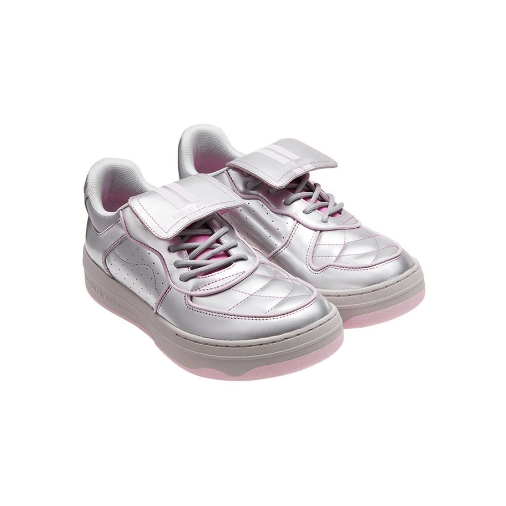 Lost In Echo Twist Upper Tongue Casual Sneaker Sliver