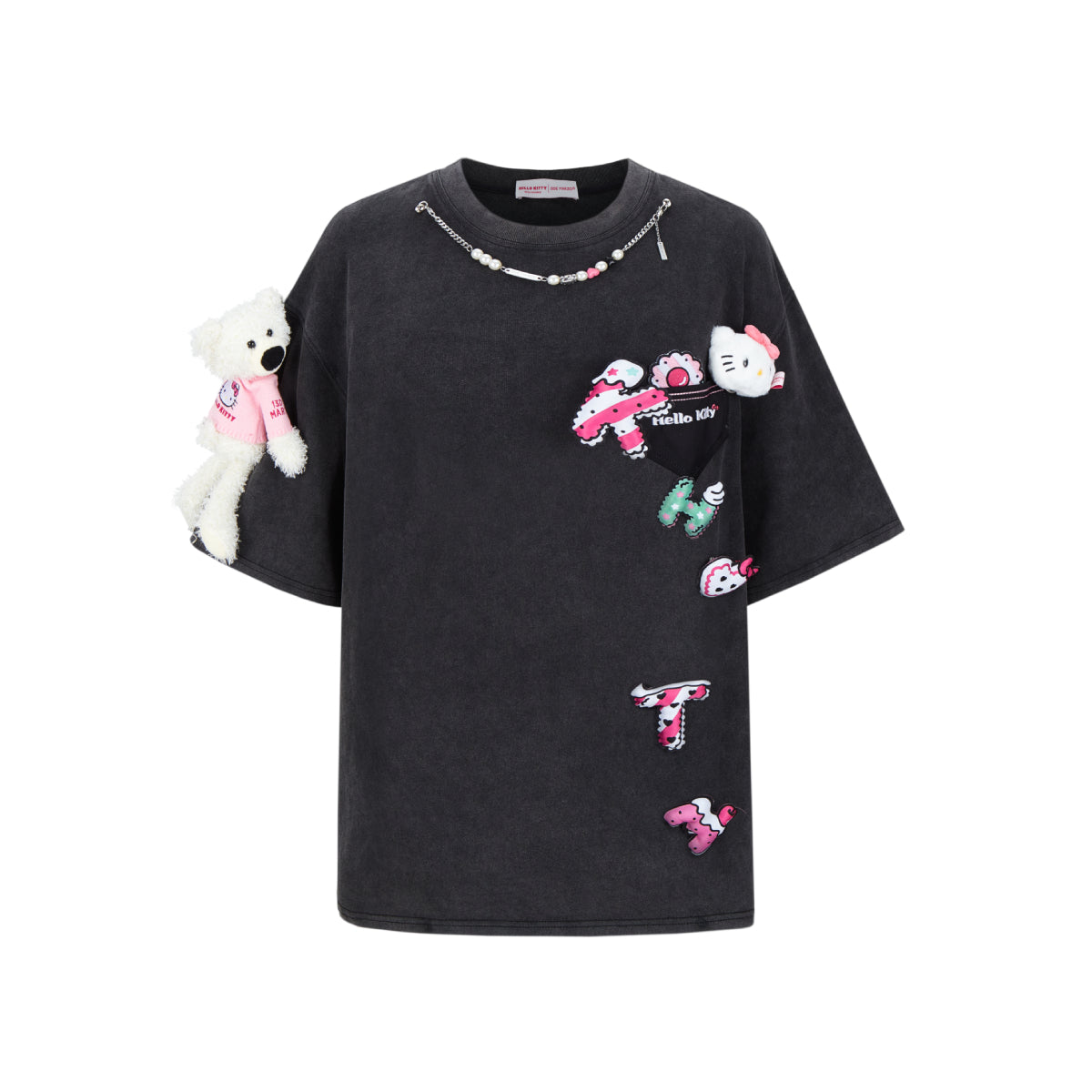 13De Marzo X Hello Kitty Plush Cake Letter T-Shirt Black