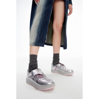 Lost In Echo Twist Upper Tongue Casual Sneaker Sliver