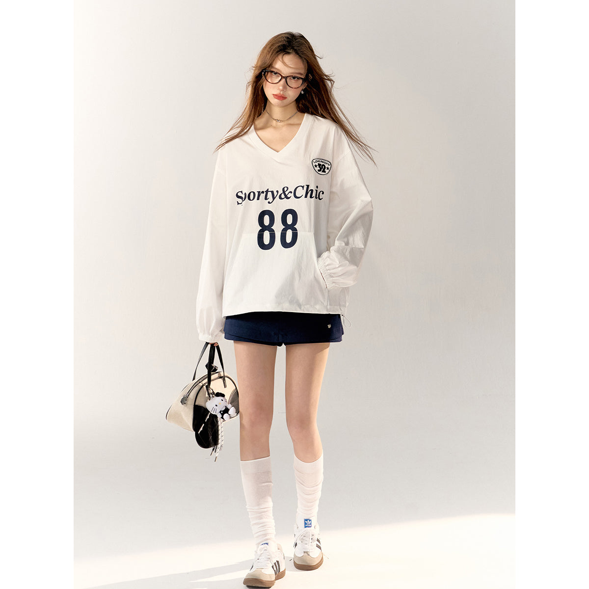 AsGony Letter Printed V-Neck Blokette Jersey Top White