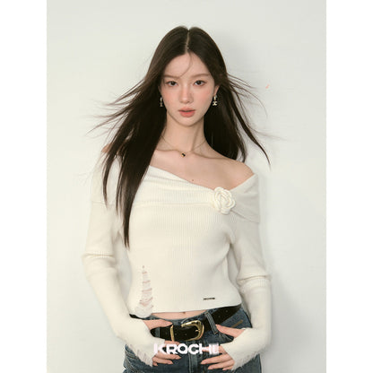 Kroche 3D Rose Off-Shoulder Knitted Top White