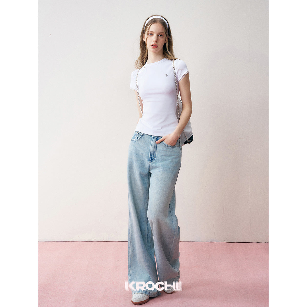 Kroche Lace Sleeve Clean Fit Logo Slim Fit Top White