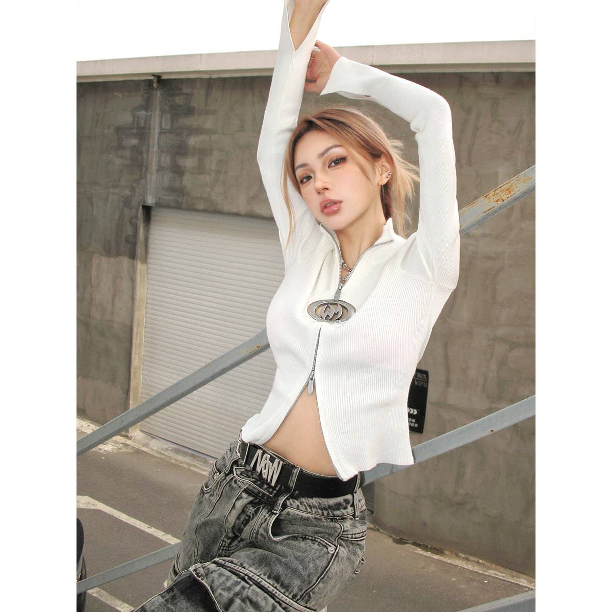 Weird Market Metal Logo Hollow-Out Knit Top White