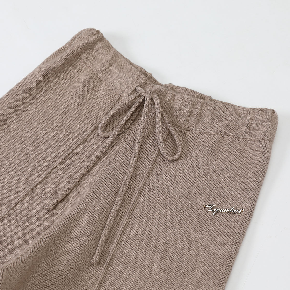 Three Quarters Oversized Straight-Leg Knit Pants Brown