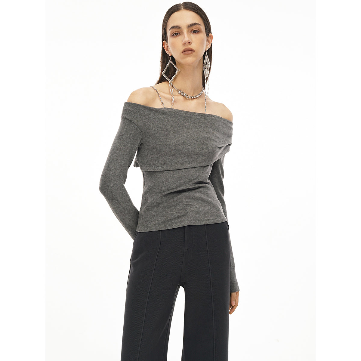 Cottia Chain Off-Shoulder Top Grey