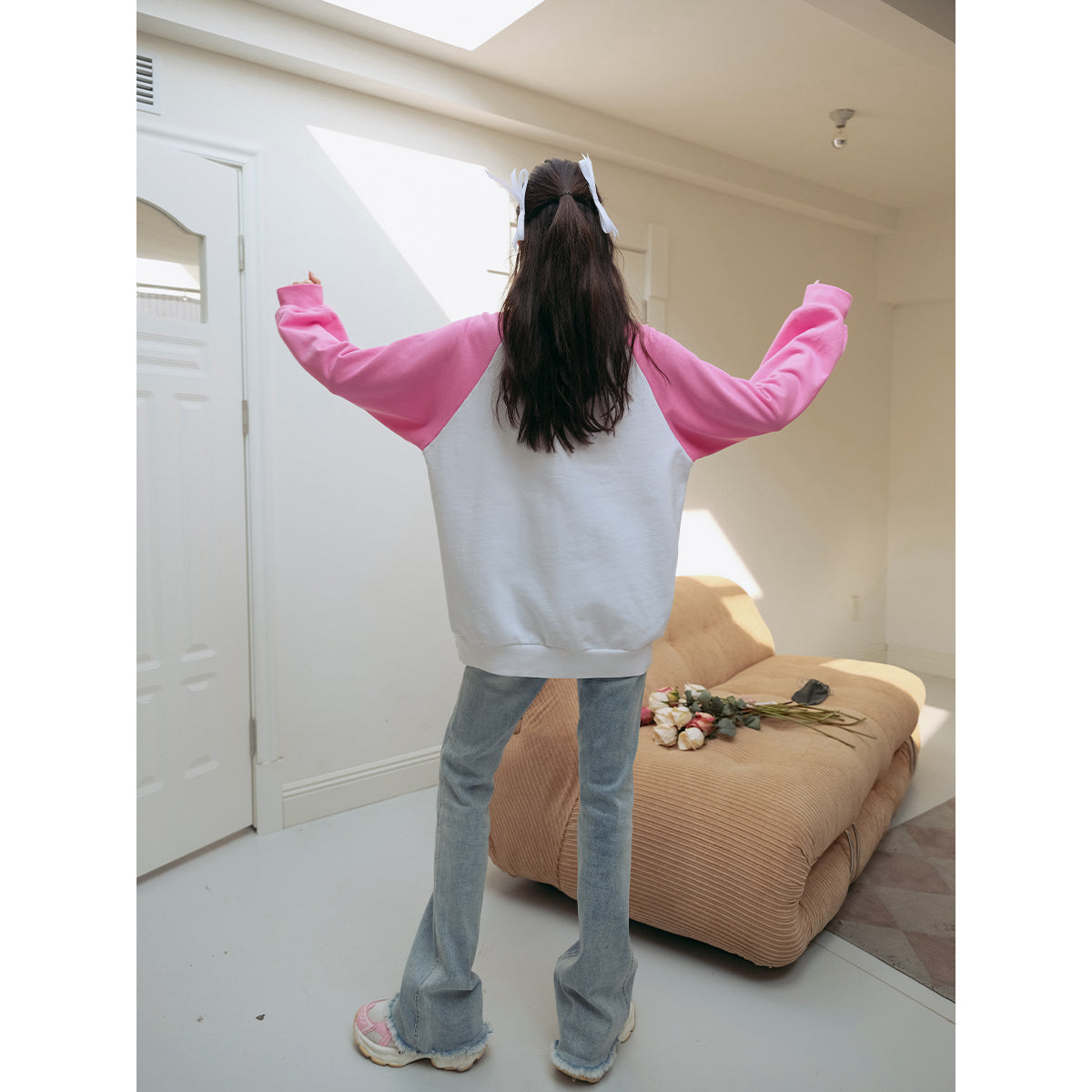 Three Quarters Rhinestone Printed Crew Neck Sweater Pink