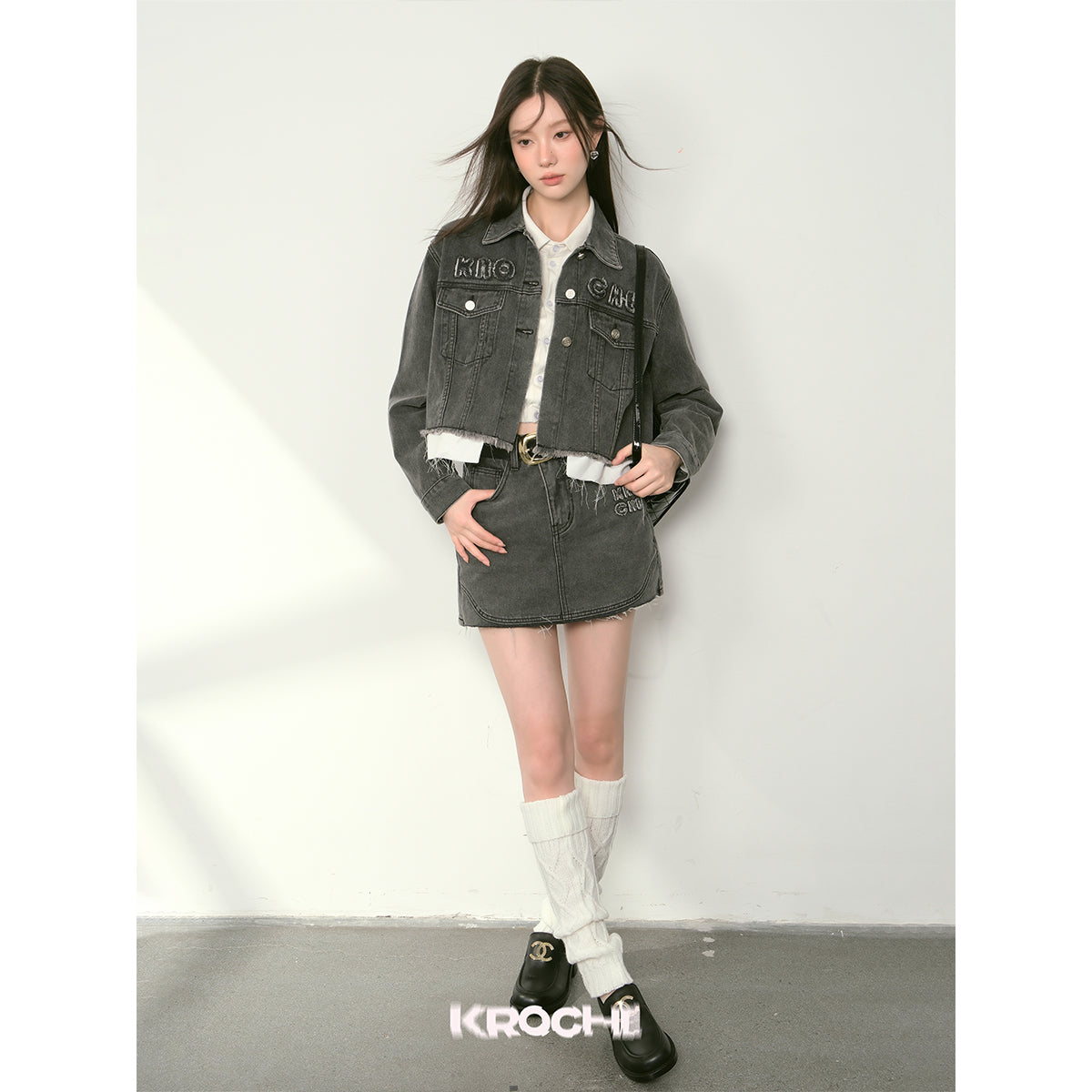 Kroche Destroy Logo Embroidery Short Denim Jacket Grey