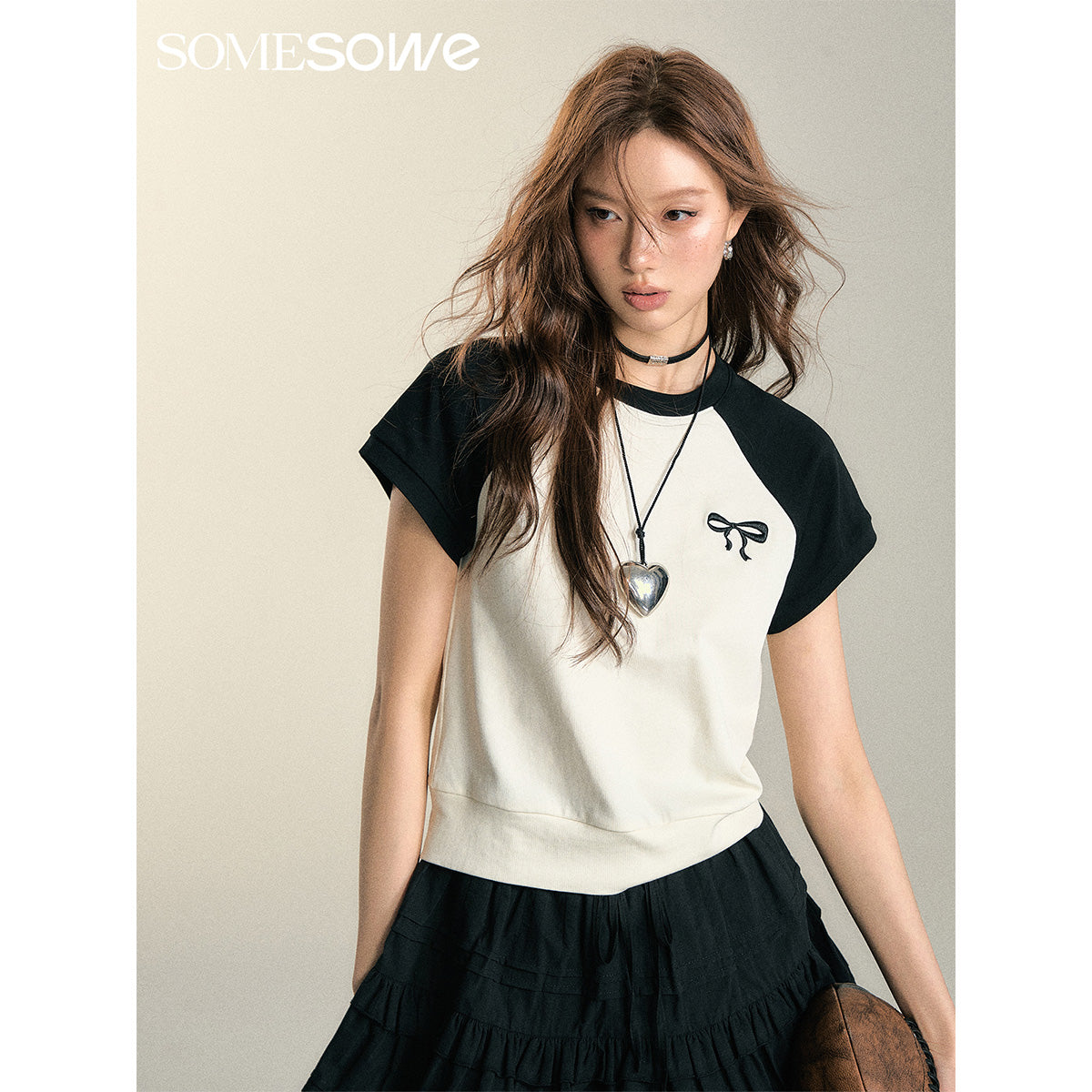 SomeSowe Bow Embroidered Raglan T-Shirt Black