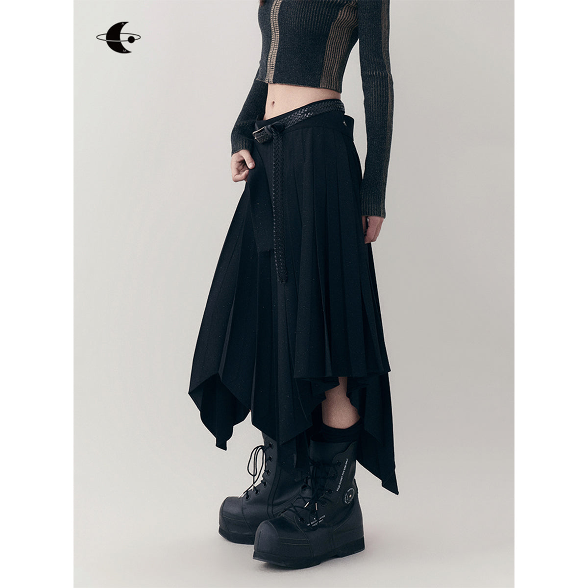 Anno Mundi Irregular Mid-Length Pleated Skirt Black