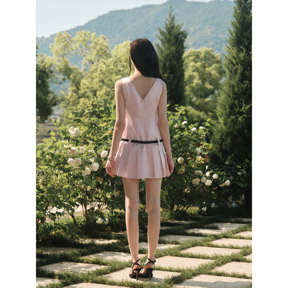 Three Quarters Small V-Neck Pleated Dress Pink