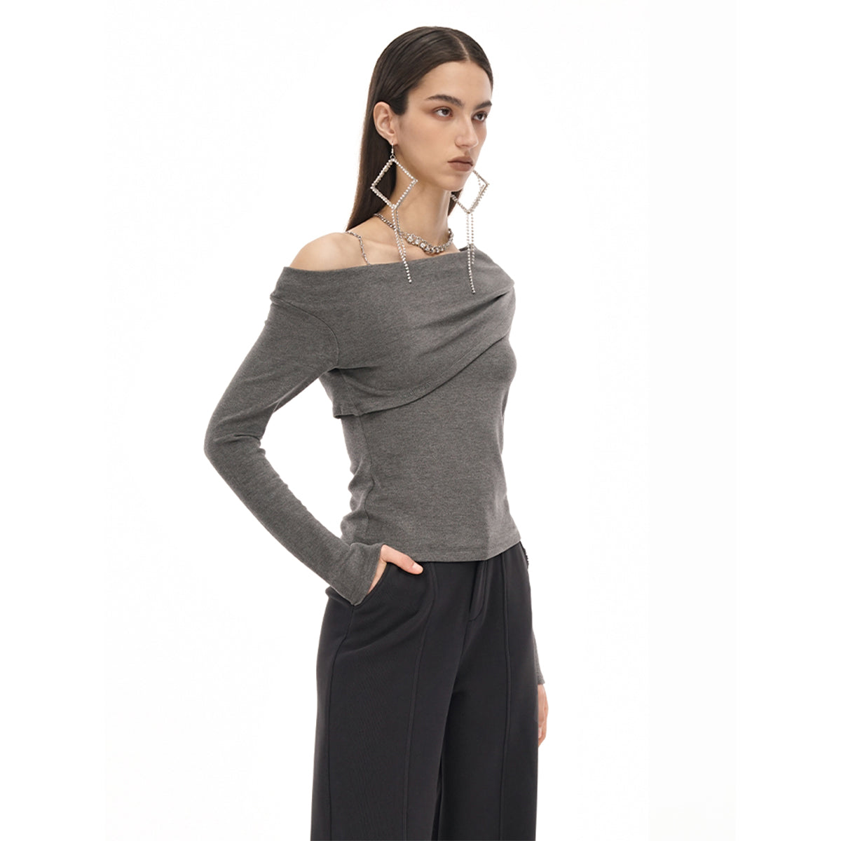 Cottia Chain Off-Shoulder Top Grey