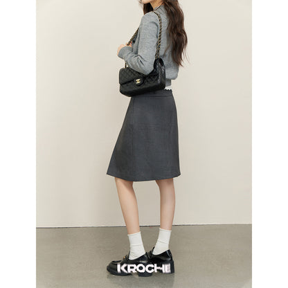 Kroche Classic Mid-Length Pleated Skirt