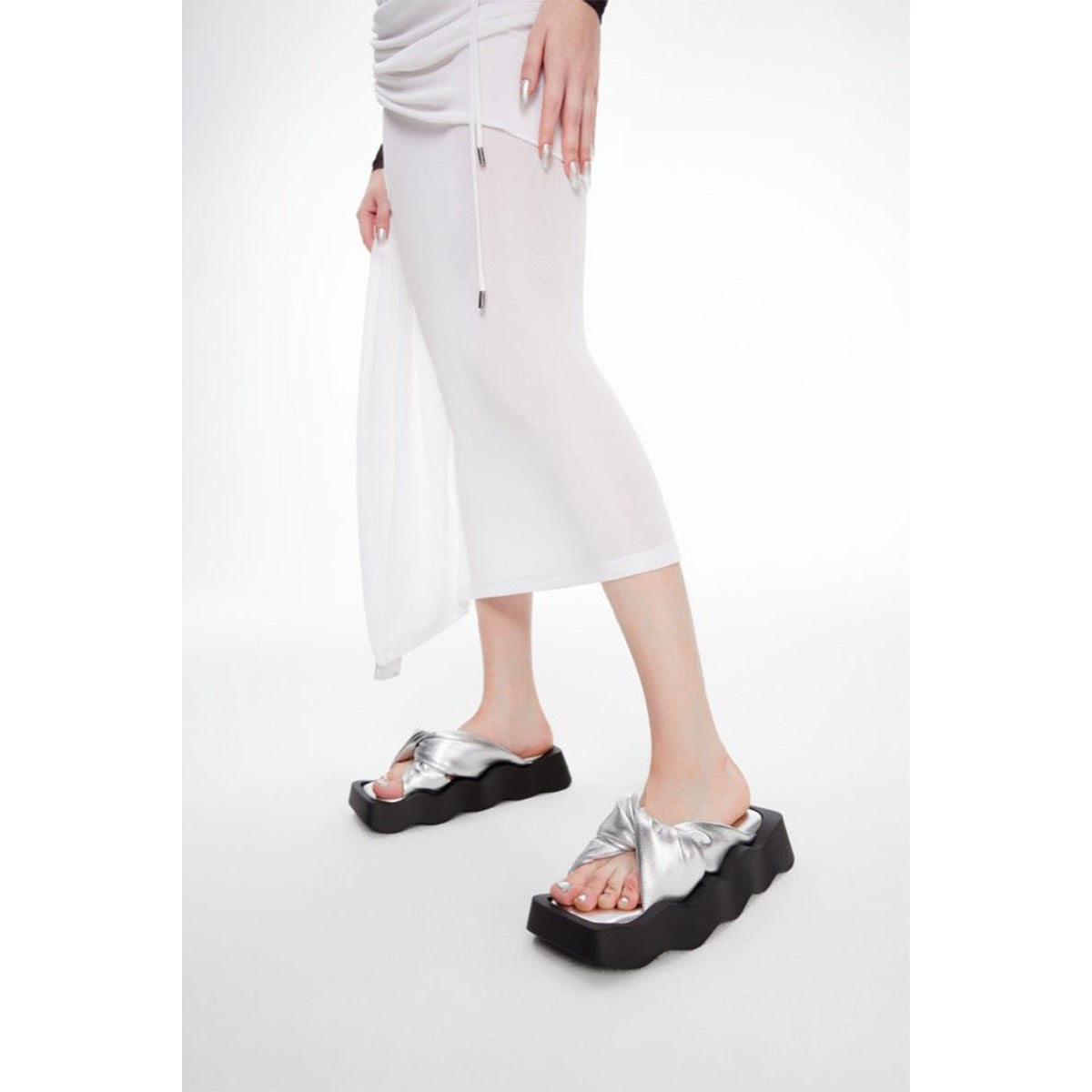 Lost In Echo Square Toe Wavy Bottom Kink Slippers Silver