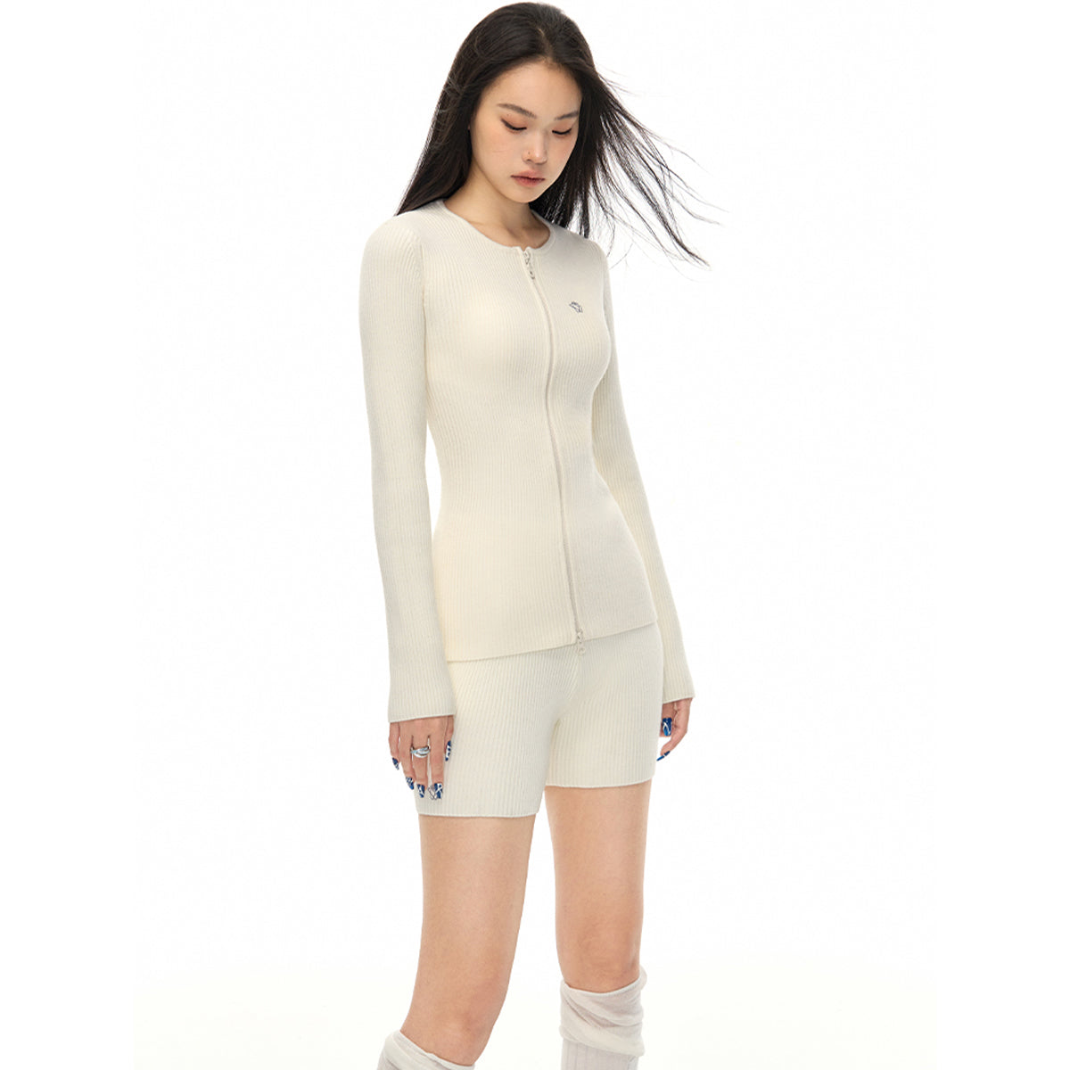 NotAwear Elastic Sports Knit Zip-Up Slim Top Cream