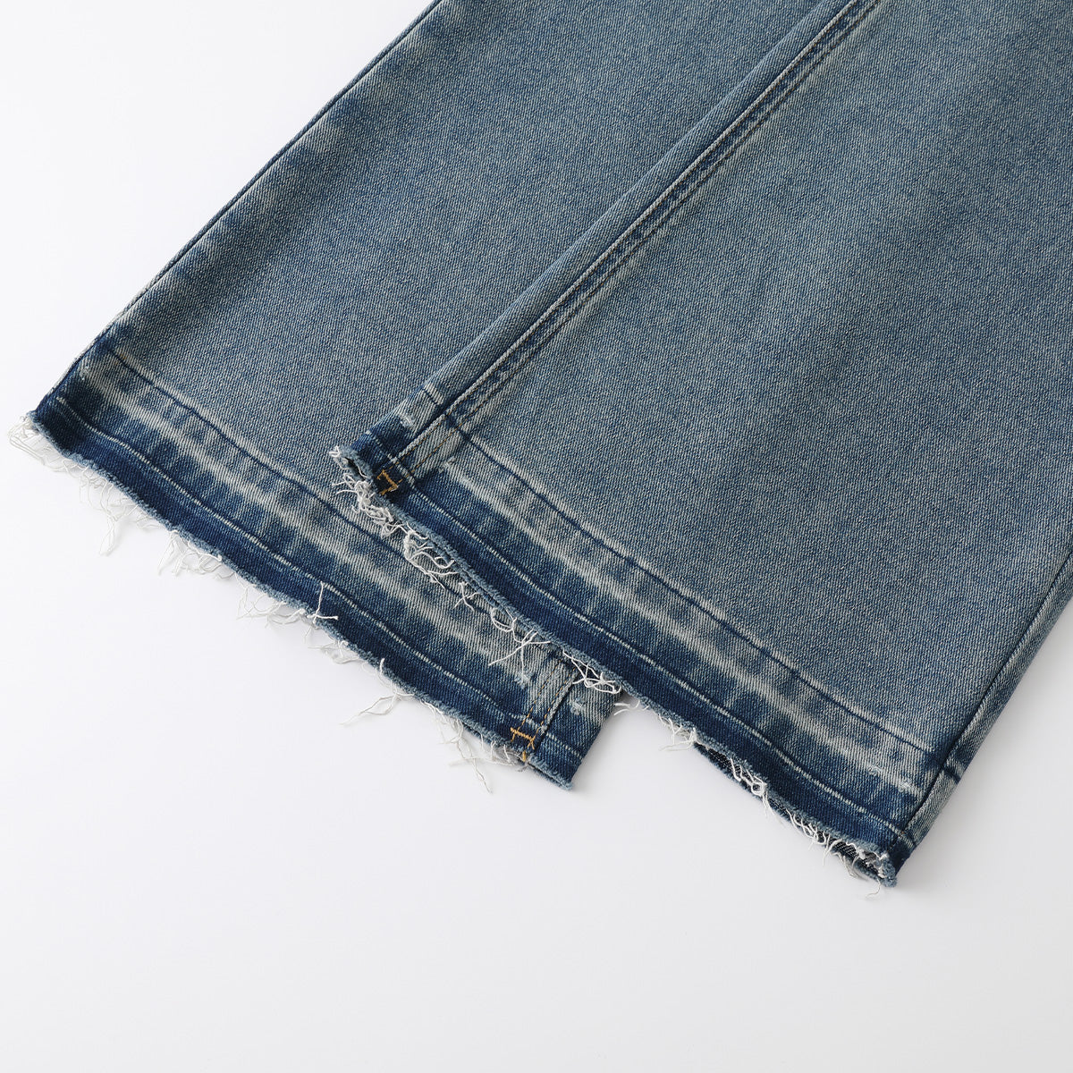 Three Quarters Destroy Edge Flare Jeans