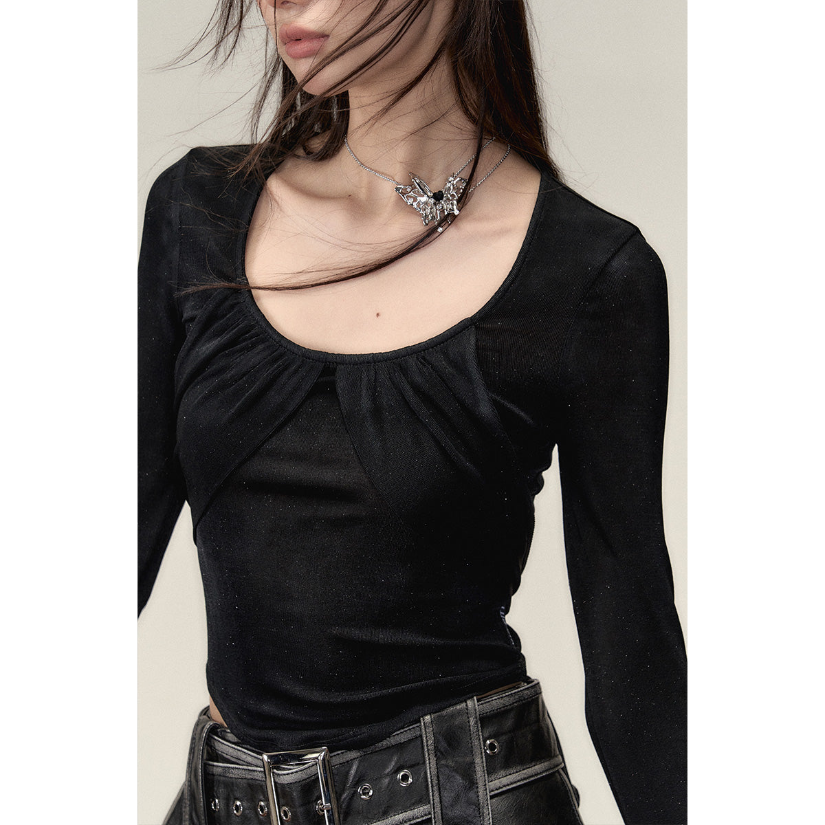 Via Pitti Sparkling U-Neck Back Tie Top Black