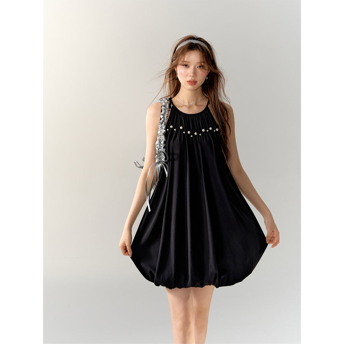 AsGony Pearl Bud Slip Puffy Dress Black