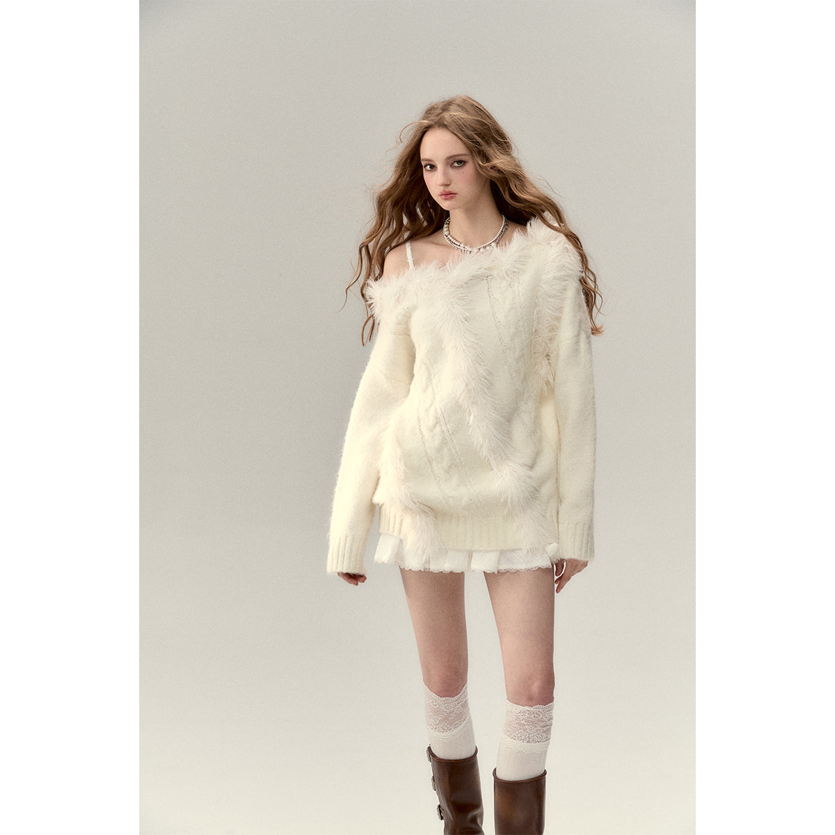 Via Pitti Off Shoulder Fur Integrated Knit Sweater White