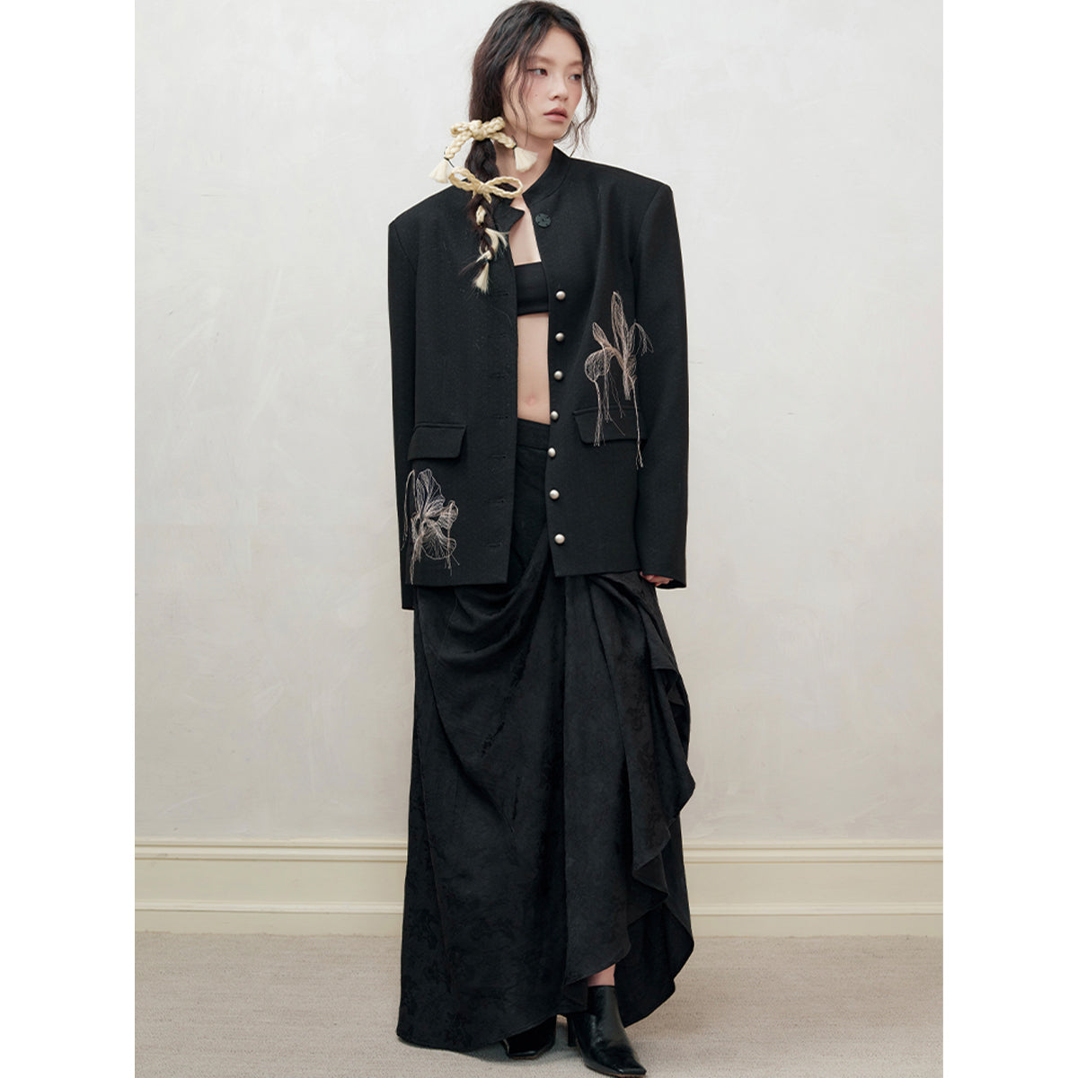 Anno Mundi Embroidery Floral Chinese Style Suit Jacket Black