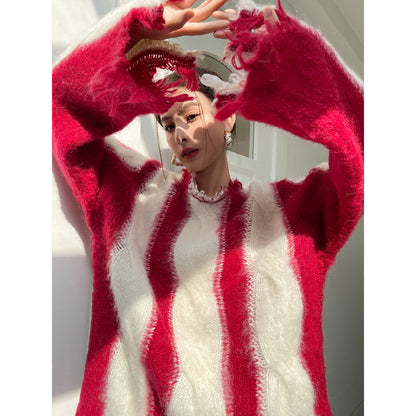 Rumia Beale Cable Sweater Red And White