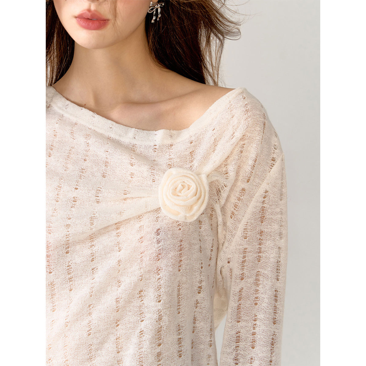 AsGony 3D Flower Hollow Cutting Knit Top White