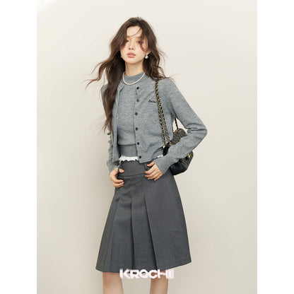 Kroche Classic Mid-Length Pleated Skirt