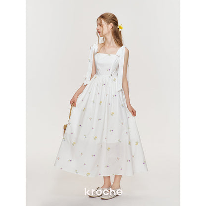 Kroche Floral Embroidered Lace Up Long Dress