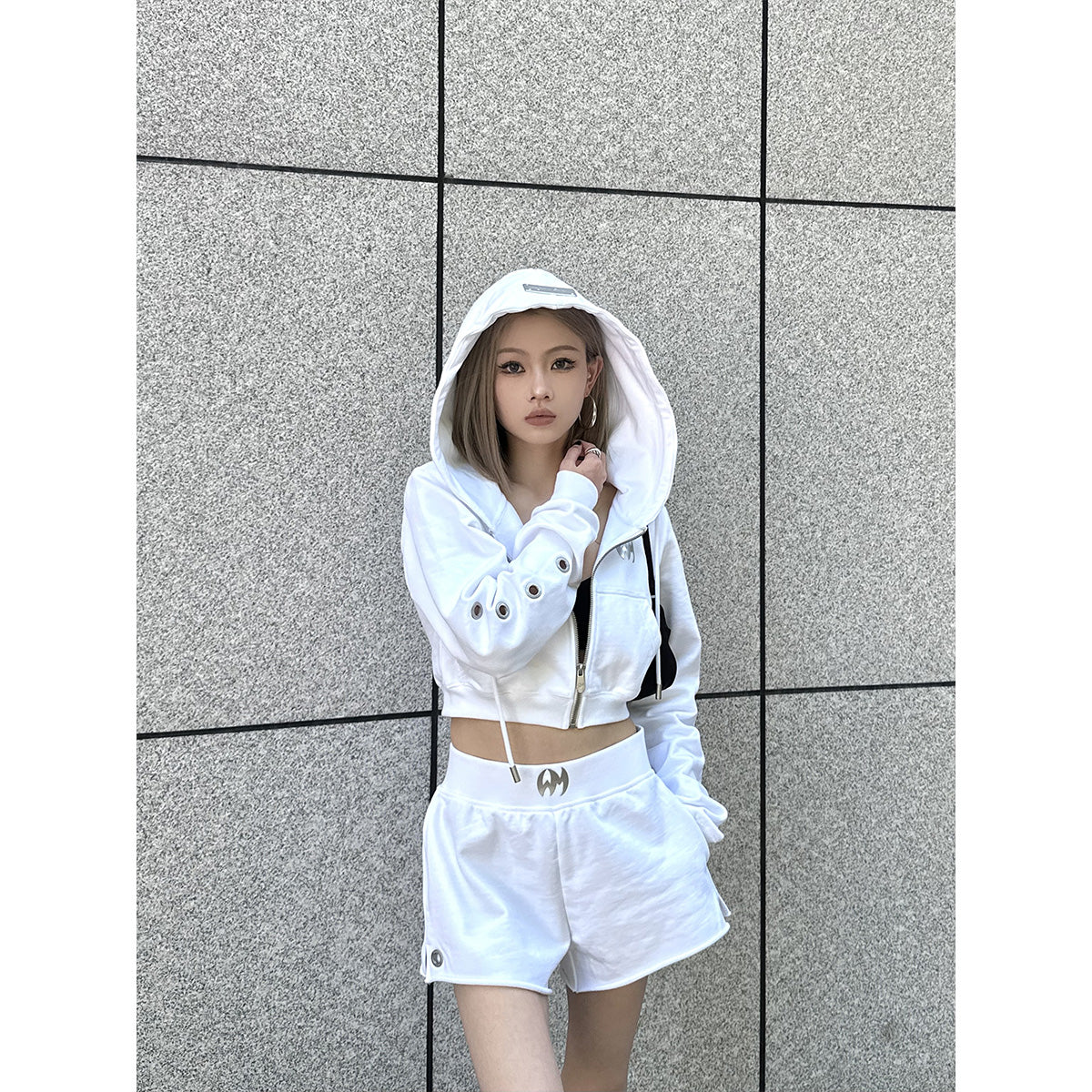 Weird Market Metal Logo Knit Short Zip Hoodie