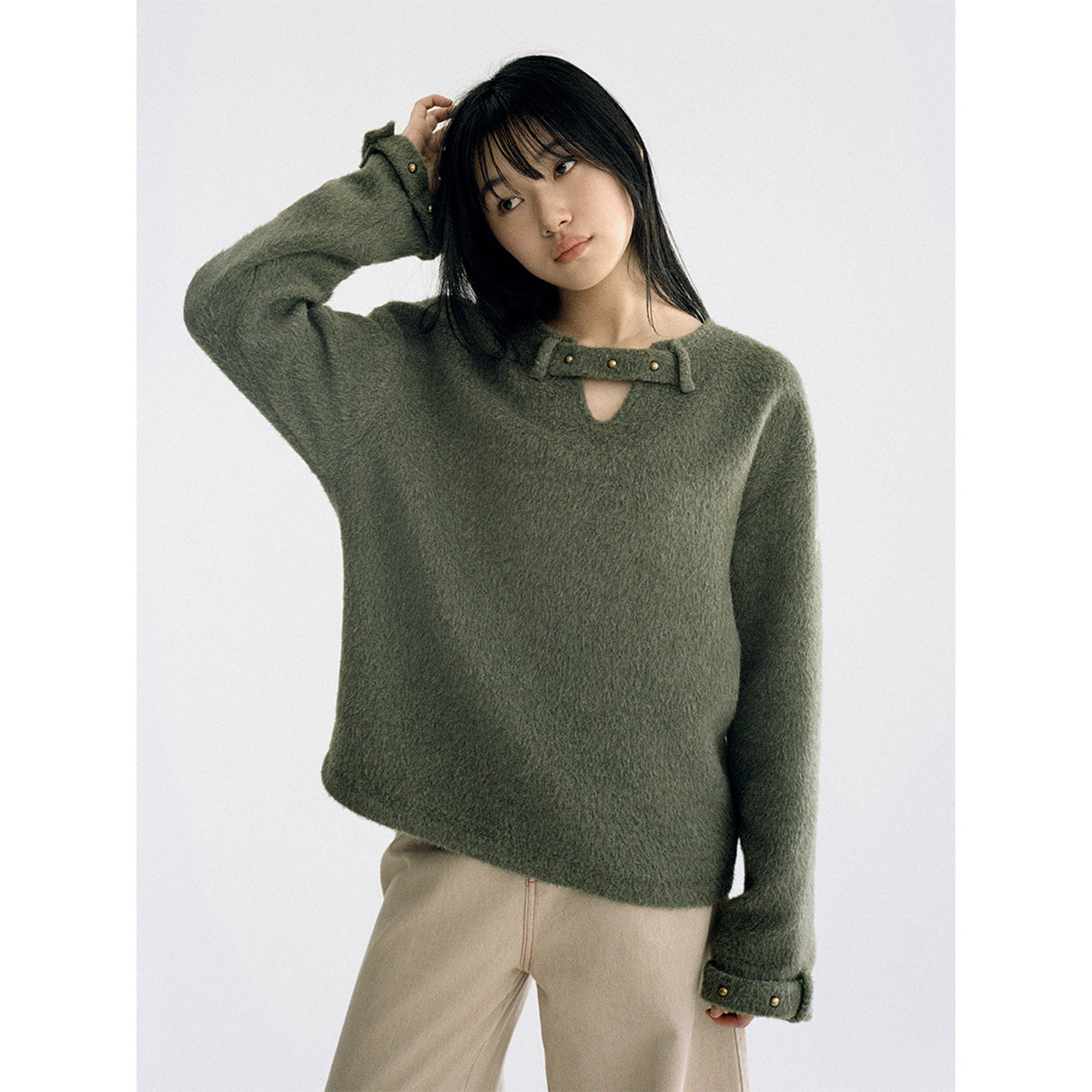 IFIK Hollow Cutting Stud Sweater Olive Green