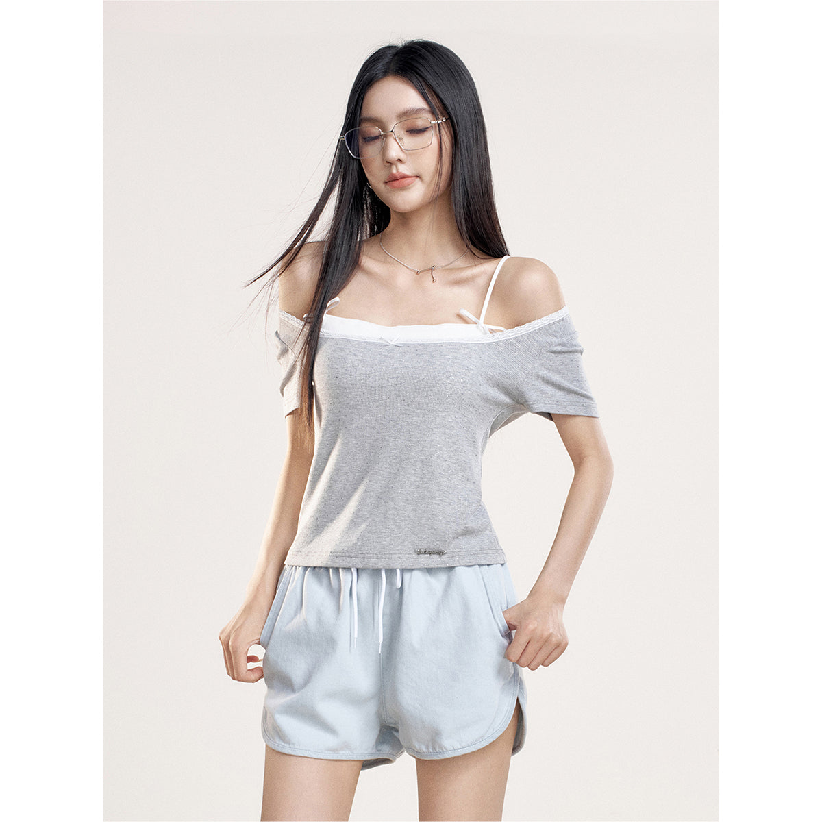 Liilou Bow Lace Edge Square Neck T-Shirt Gray