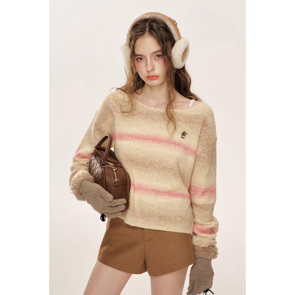 Kroche Gradient Off-Shoulder Woolen Sweater