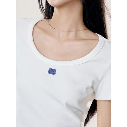 Liilou U-Neck Straight Shoulder T-Shirt White