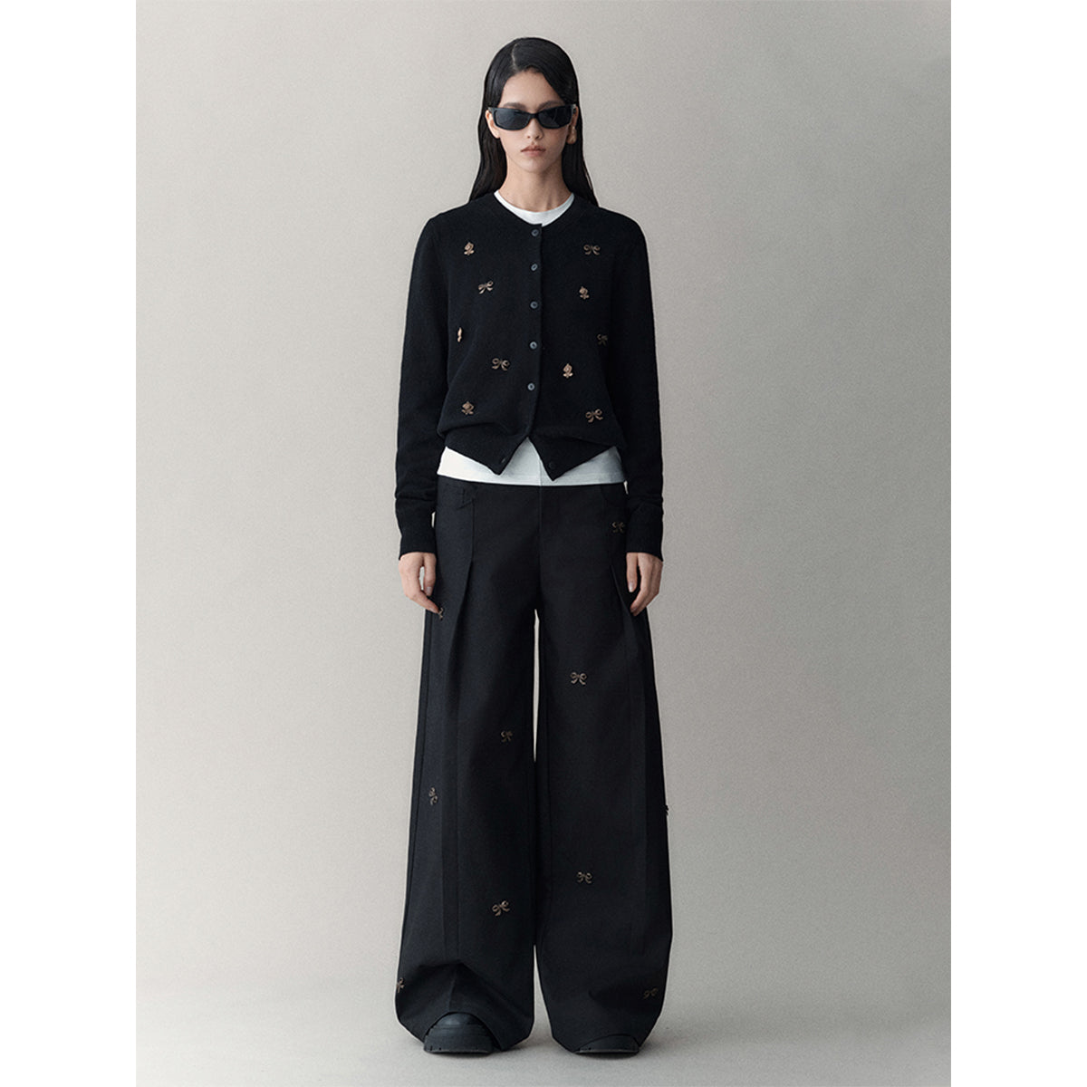 Anno Mundi Twill Bronzed Bows Casual Wide Pants Black