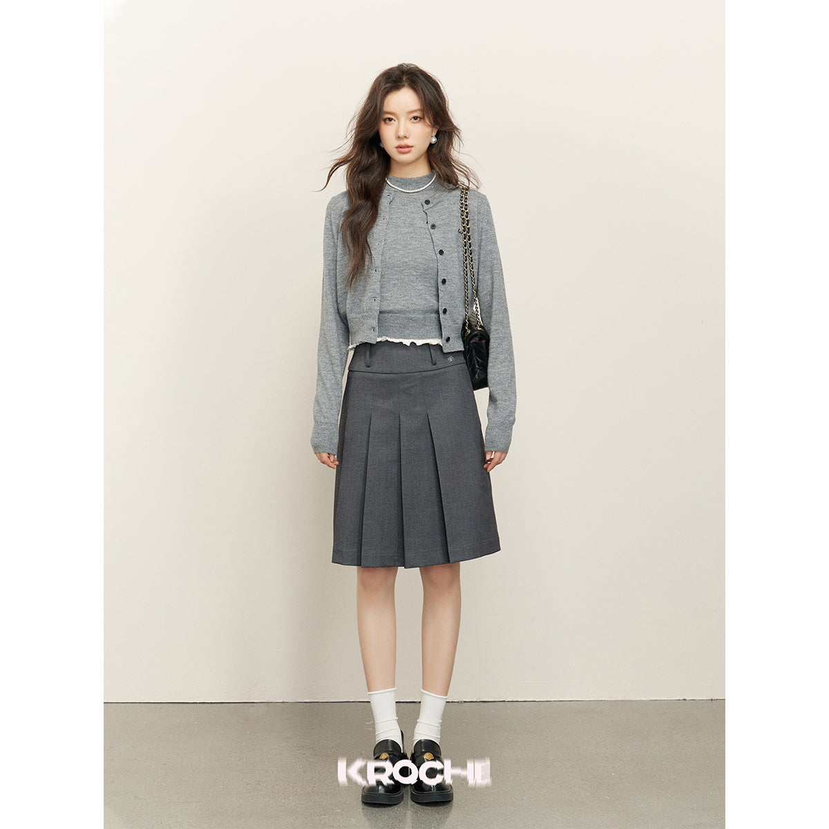 Kroche Classic Mid-Length Pleated Skirt