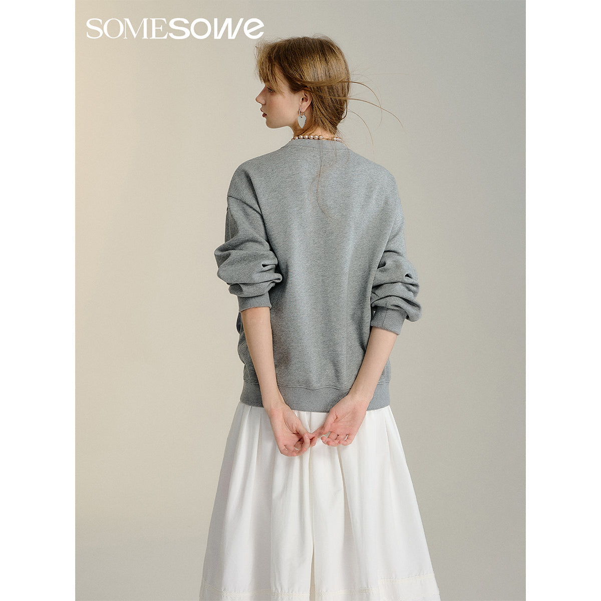 SomeSowe Bow Beaded Crewneck Sweatshirt Gray