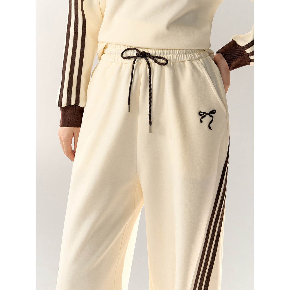 AsGony Contrast Color Bow Tie Striped Casual Pants Beige