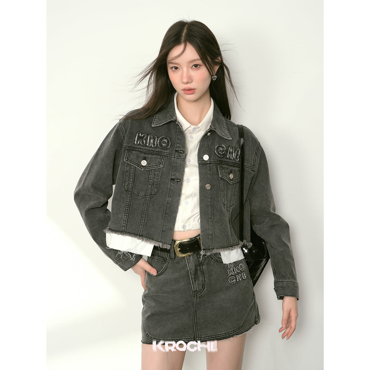 Kroche Destroy Logo Embroidery Short Denim Jacket Grey