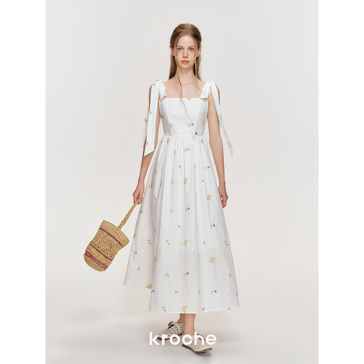 Kroche Floral Embroidered Lace Up Long Dress