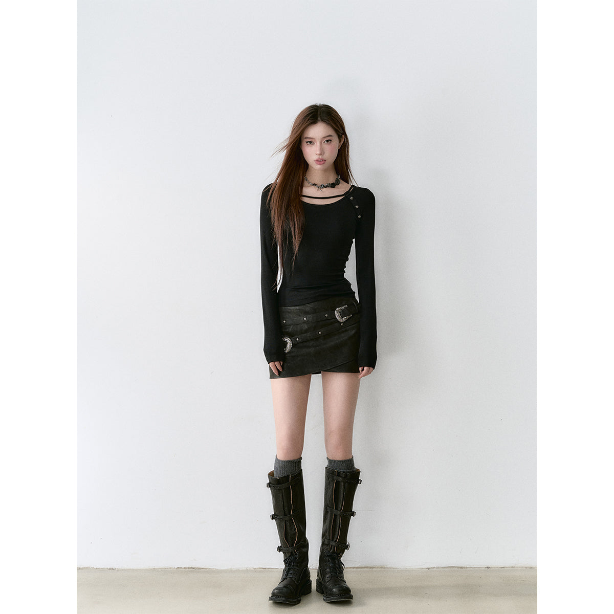 Via Pitti Irregular Rose Rivet Leather Skirt Black