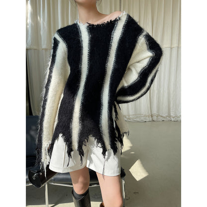 Rumia Beale Cable Sweater Black And White