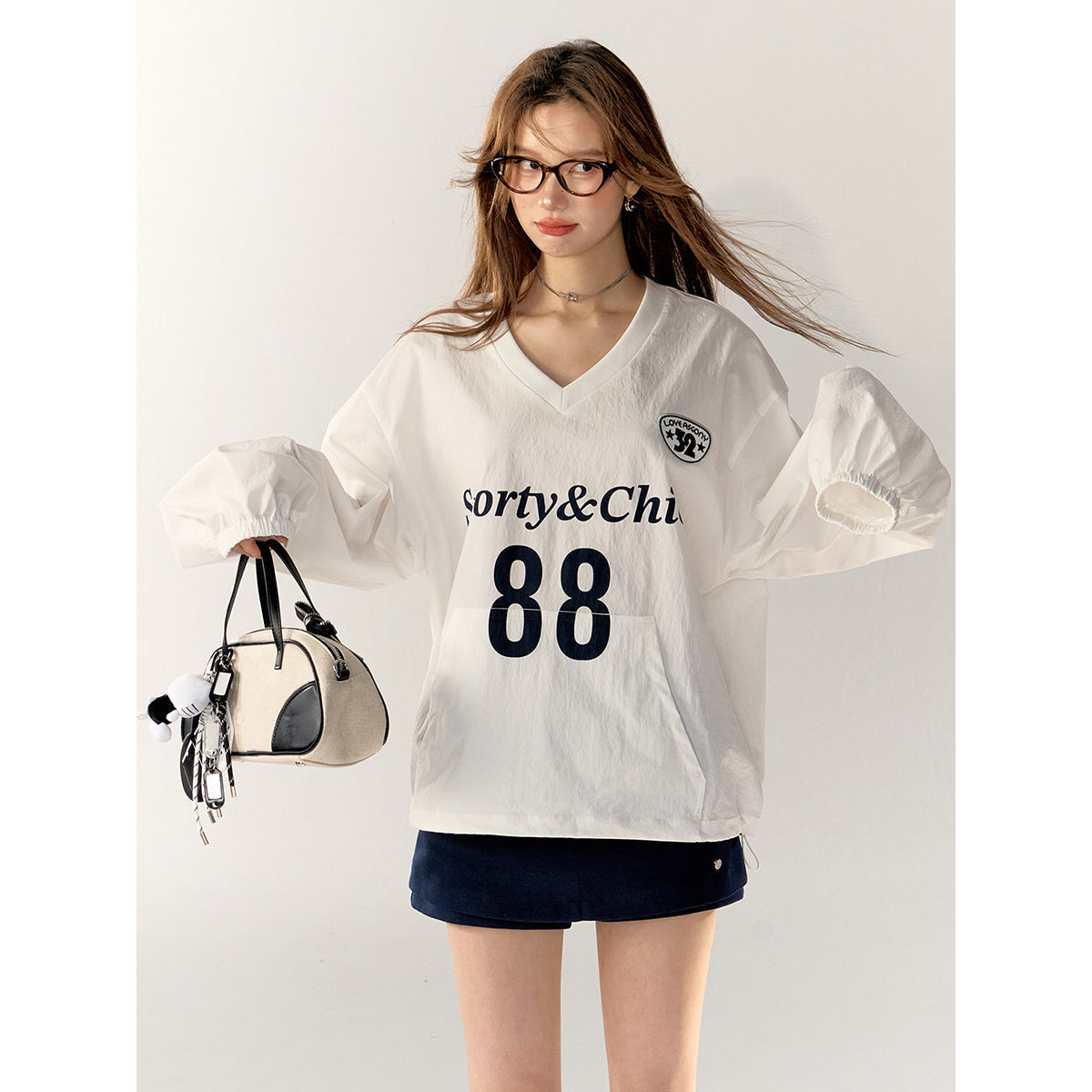 AsGony Letter Printed V-Neck Blokette Jersey Top White