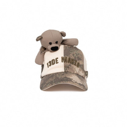 13De Marzo Bear Camo Cap Cream