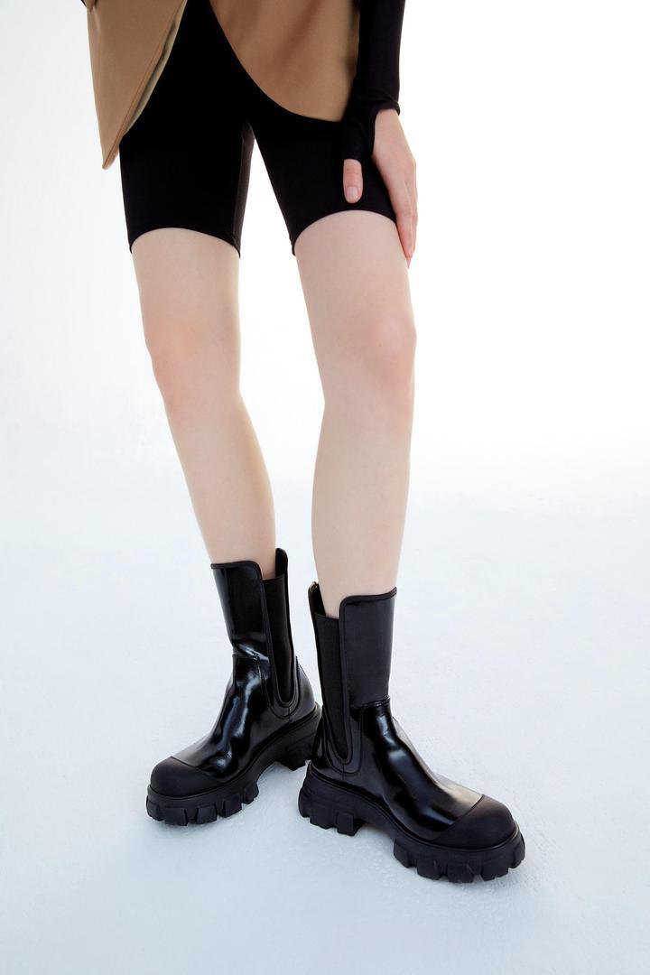 Lost In Echo Rubber Tote Chelsea Boots Black