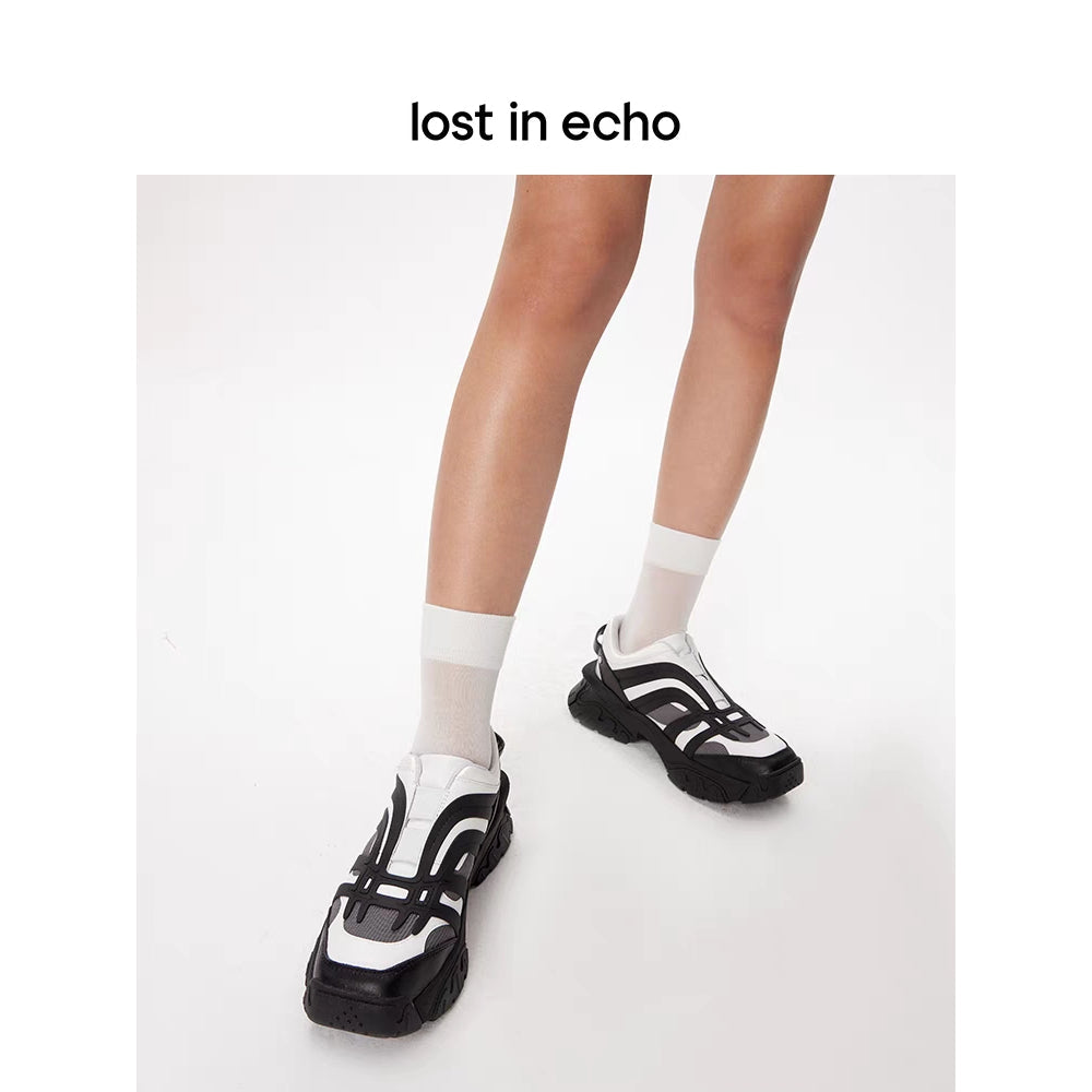 Lost In Echo Color Blocked Retro Sneaker Black/White