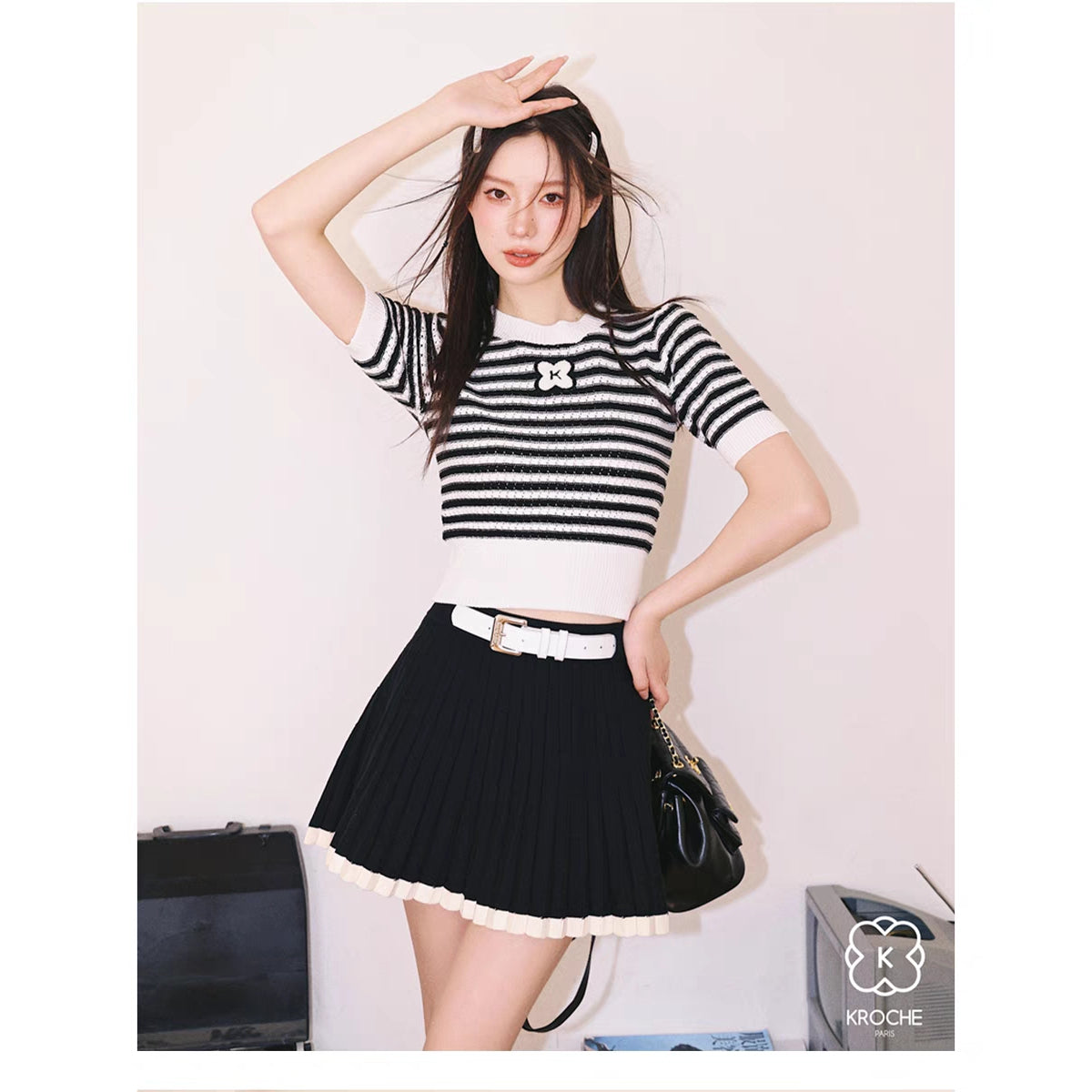 Kroche Embroidery Logo Striped Knit Top Black