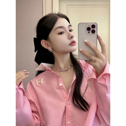 Herlian Embroidery Logo Back Split Shirt Pink